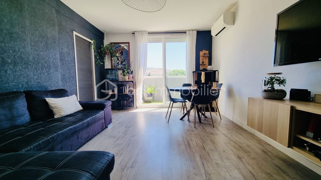 Achat appartement à vendre 5 pièces 95 m² - Rognac