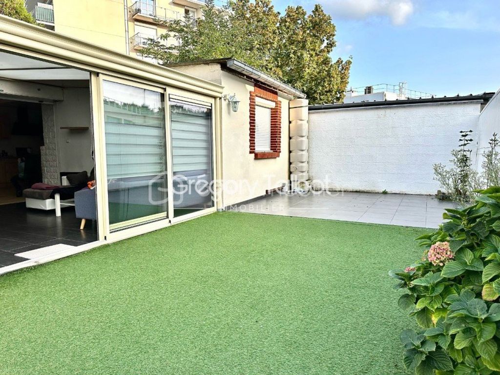 Achat maison à vendre 4 chambres 153 m² - Sotteville-lès-Rouen