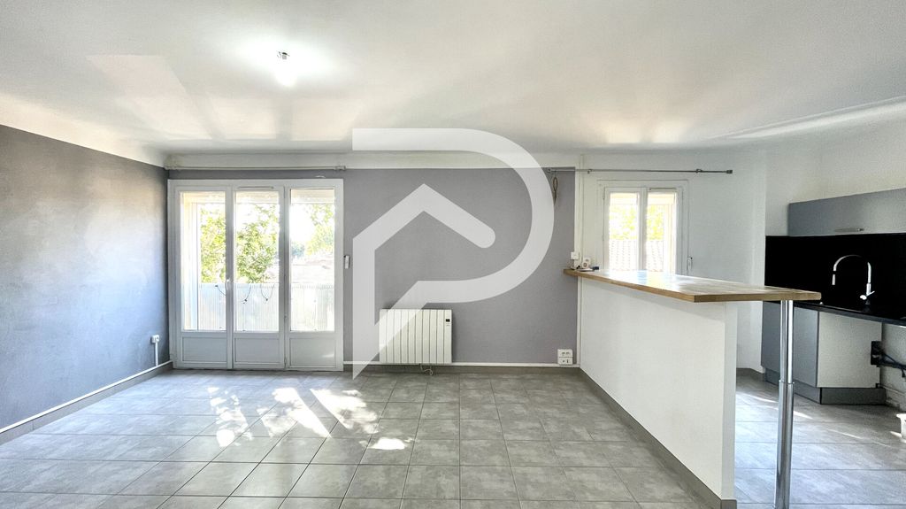 Achat appartement à vendre 4 pièces 66 m² - Istres