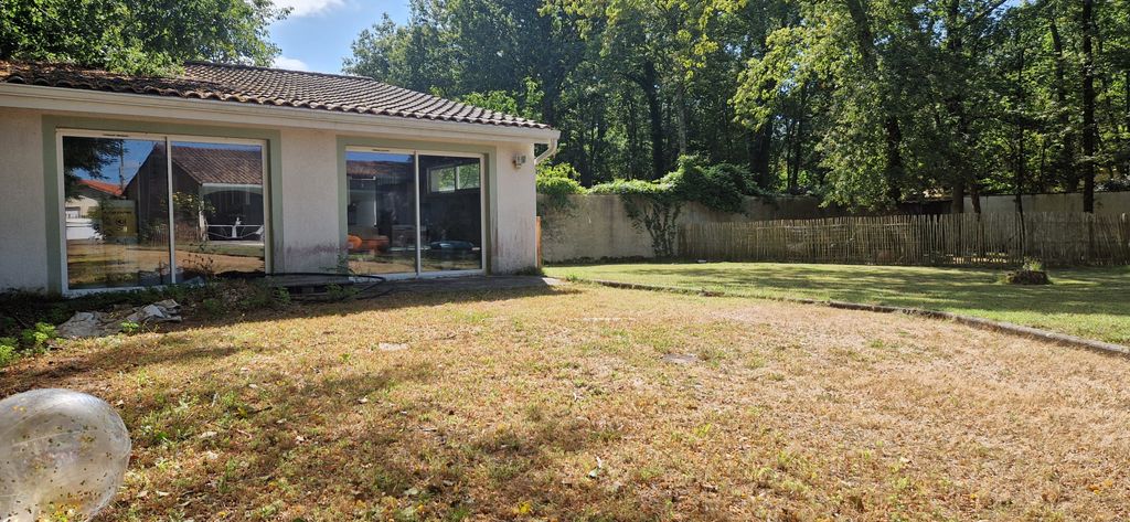 Achat maison à vendre 2 chambres 65 m² - Soussans