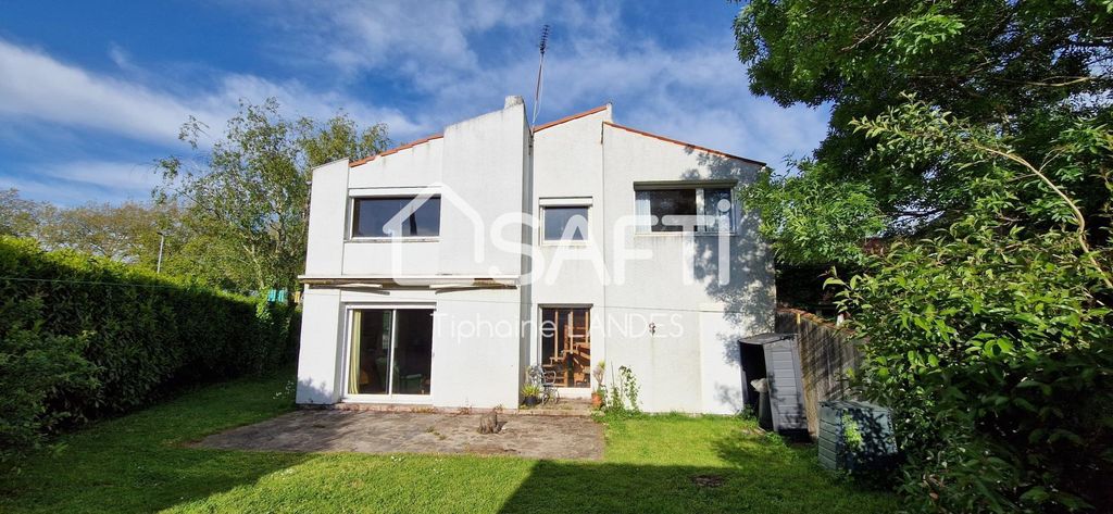 Achat maison à vendre 3 chambres 124 m² - La Rochelle