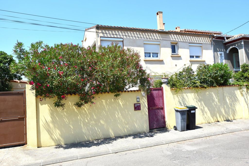 Achat maison à vendre 4 chambres 190 m² - Carcassonne