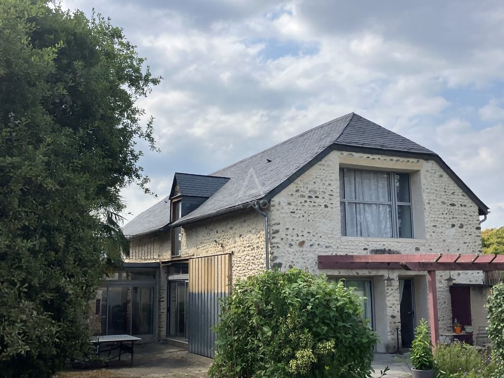 Achat maison à vendre 6 chambres 275 m² - Pau