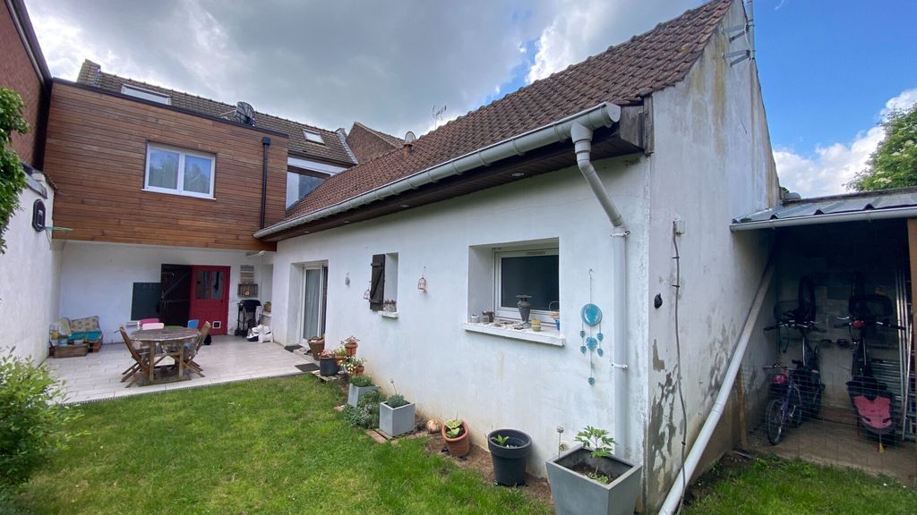 Achat maison à vendre 4 chambres 135 m² - Wavrin