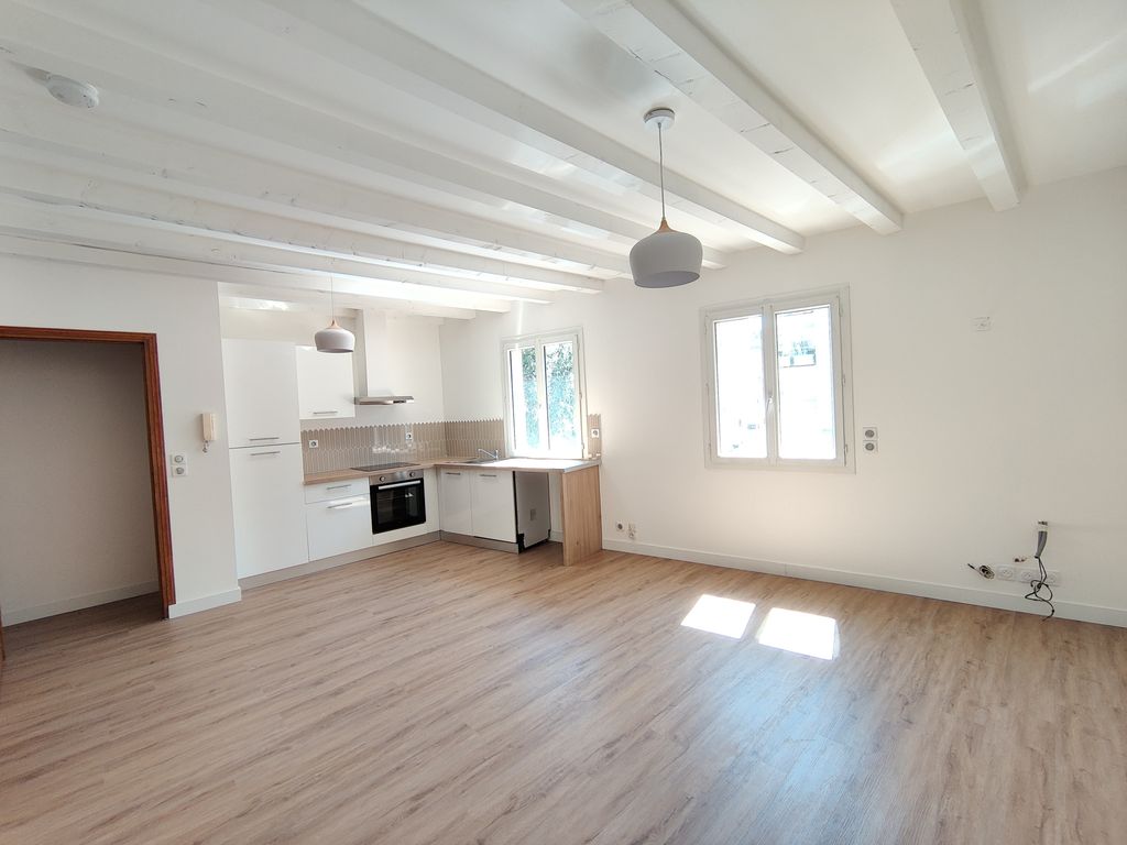 Achat maison à vendre 2 chambres 70 m² - Nîmes