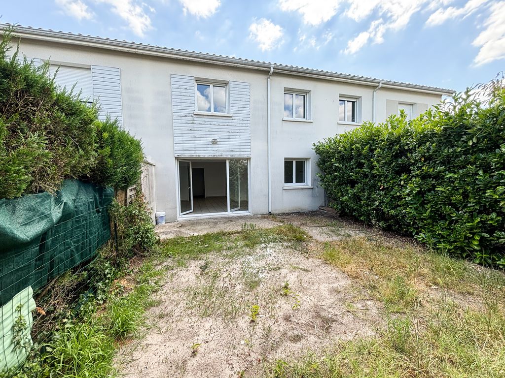 Achat maison à vendre 3 chambres 80 m² - Mérignac