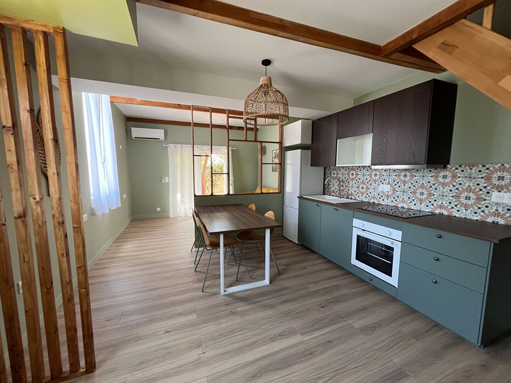 Achat maison à vendre 3 chambres 78 m² - Saint-Médard-en-Jalles