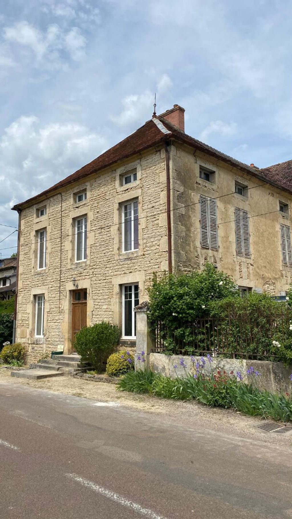 Achat maison à vendre 5 chambres 204 m² - Salmaise