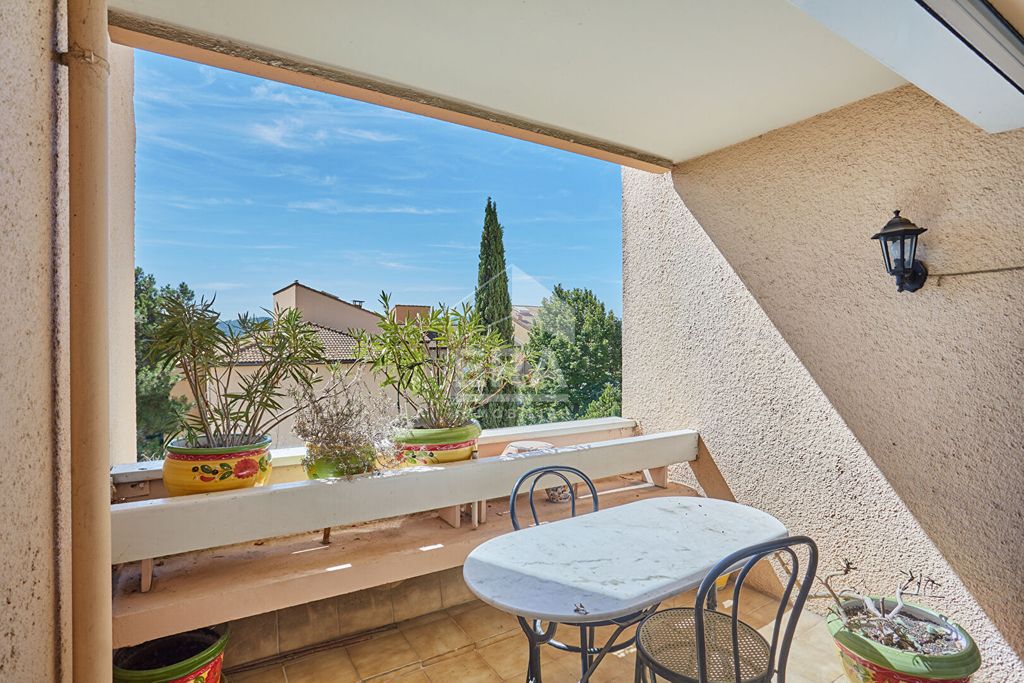 Achat appartement à vendre 3 pièces 72 m² - Aix-en-Provence