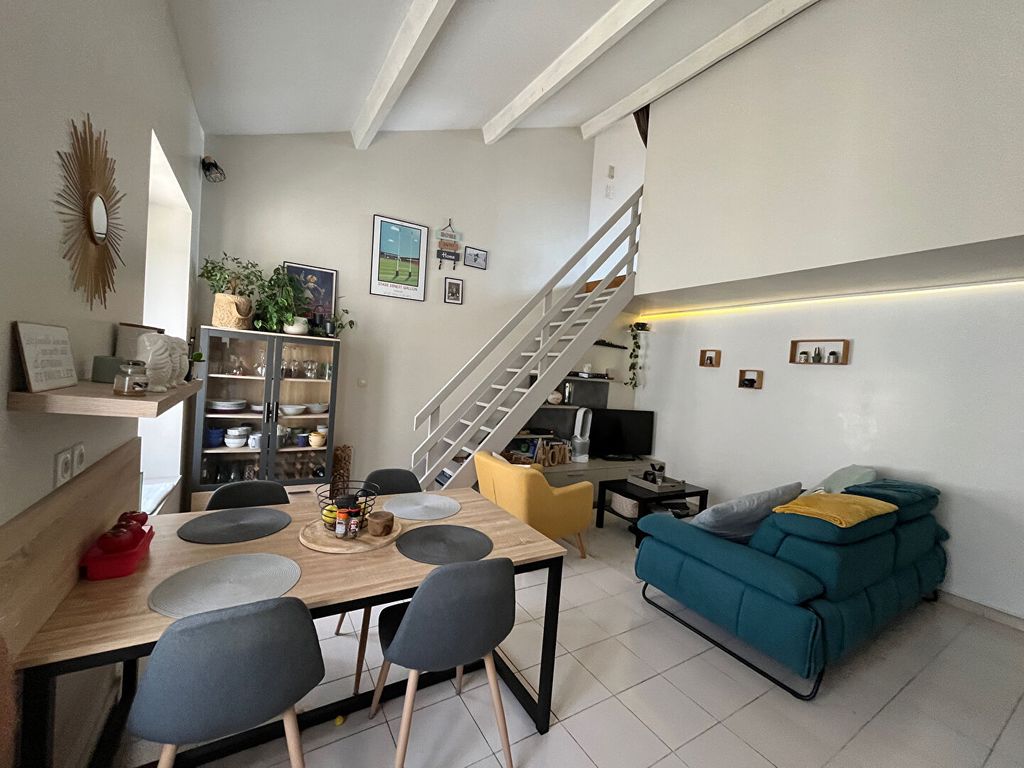 Achat loft à vendre 3 pièces 61 m² - Châteaurenard