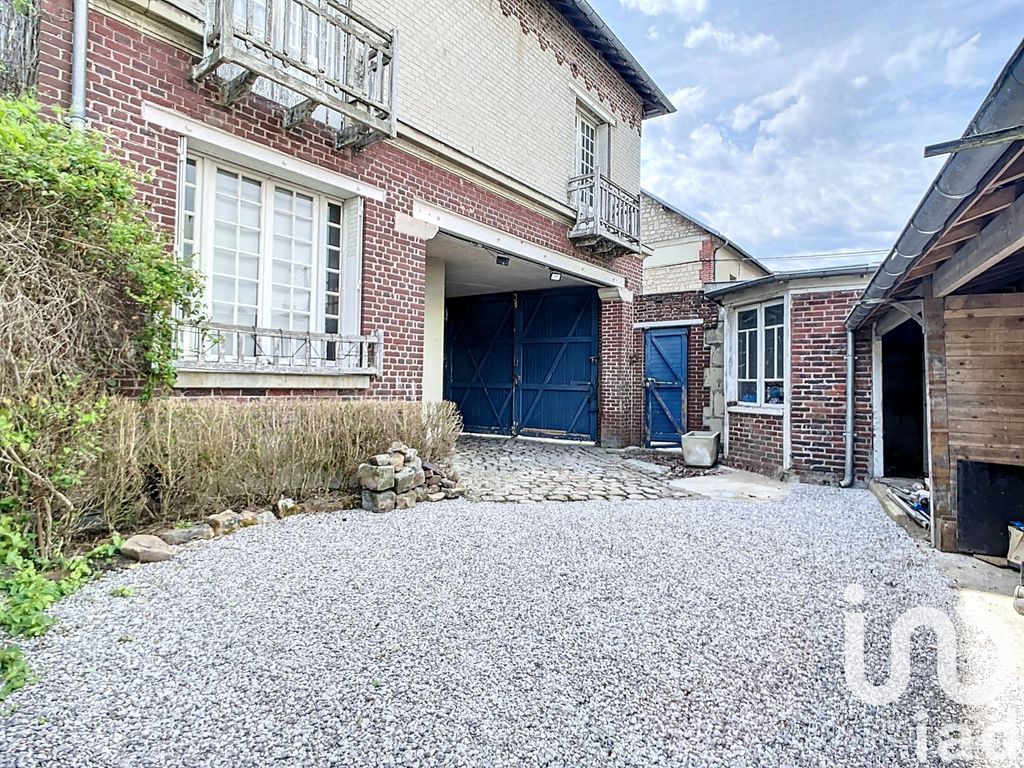 Achat maison à vendre 4 chambres 125 m² - Villers-Cotterêts