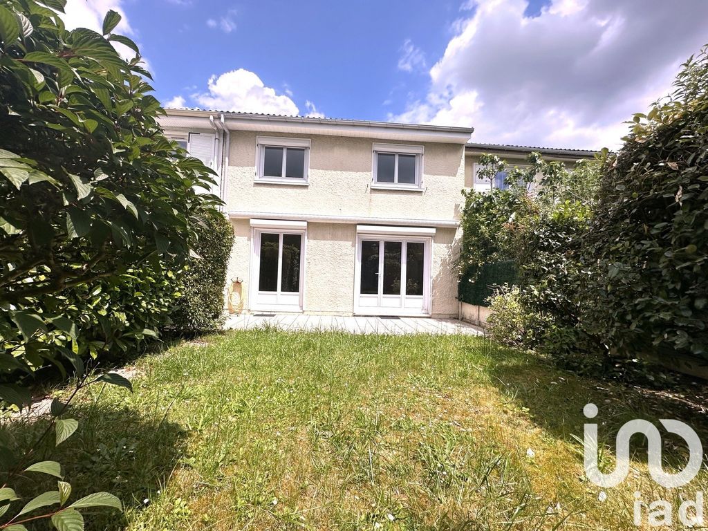 Achat maison à vendre 3 chambres 82 m² - Bondoufle