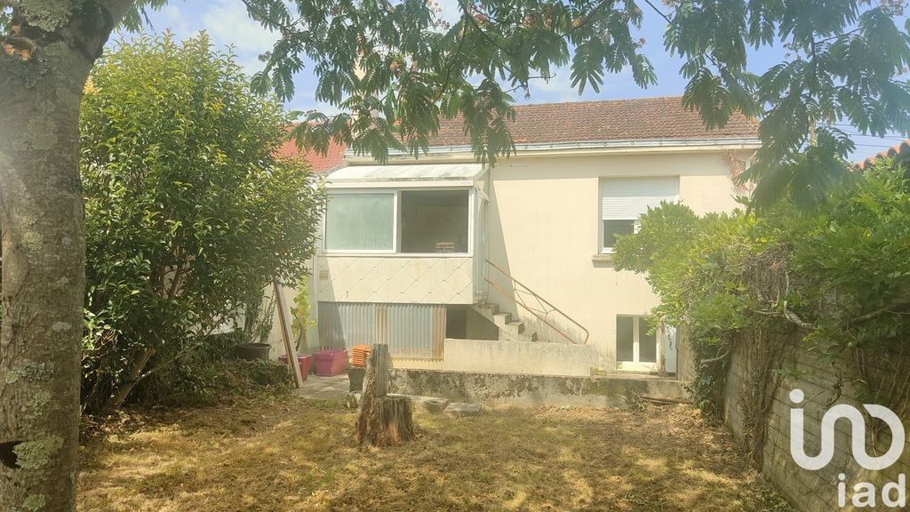 Achat maison à vendre 4 chambres 108 m² - La Roche-sur-Yon