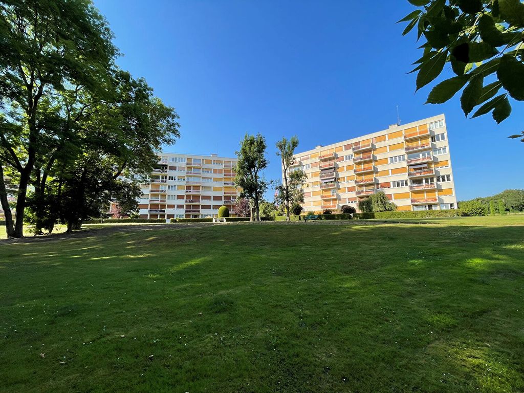 Achat appartement à vendre 3 pièces 84 m² - Wattignies