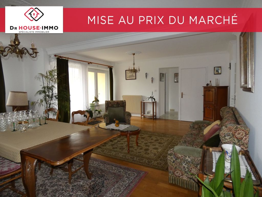 Achat appartement à vendre 5 pièces 110 m² - Rochefort