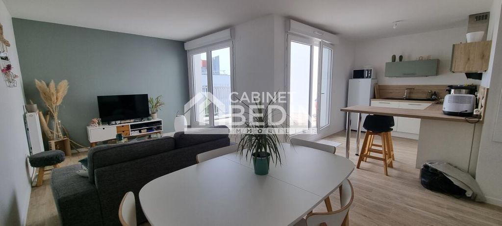 Achat appartement à vendre 3 pièces 71 m² - Floirac