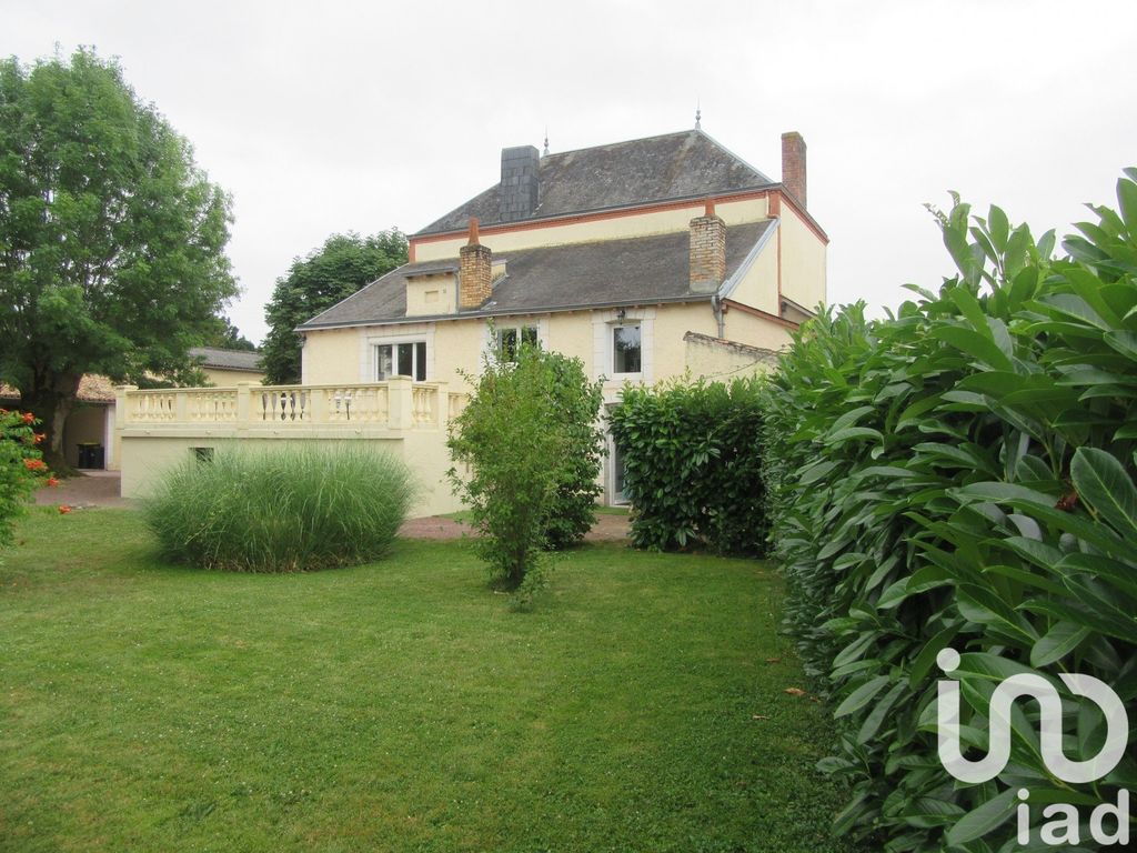 Achat maison à vendre 4 chambres 161 m² - Bressuire