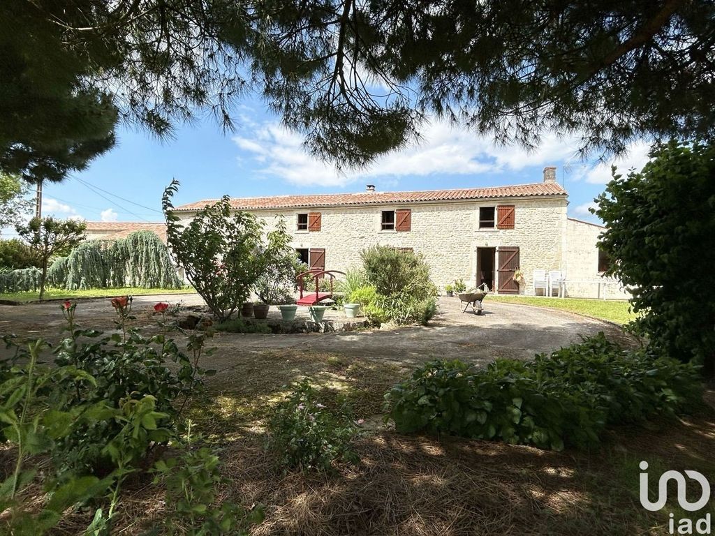 Achat maison à vendre 4 chambres 208 m² - Le Langon