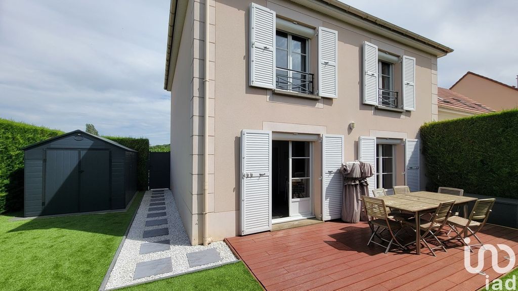 Achat maison à vendre 4 chambres 103 m² - Chelles