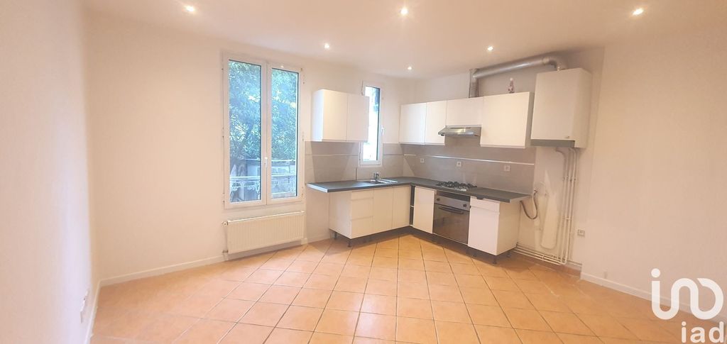 Achat appartement à vendre 2 pièces 28 m² - Villeneuve-Saint-Georges