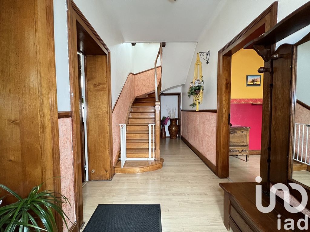 Achat maison à vendre 5 chambres 159 m² - Hélesmes