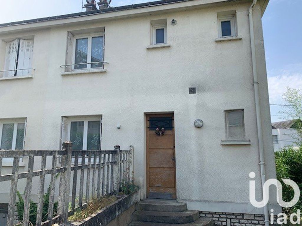 Achat maison à vendre 3 chambres 73 m² - Saumur