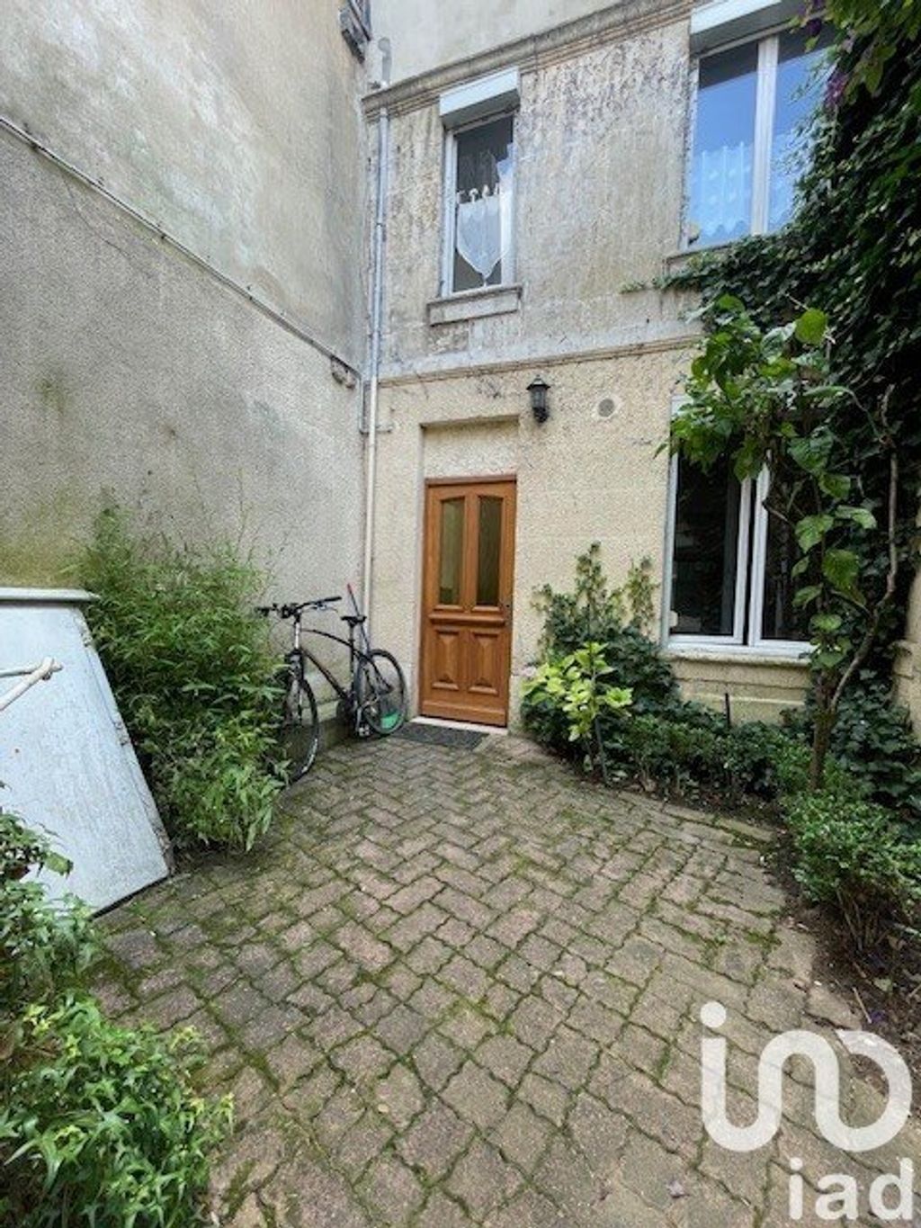 Achat maison à vendre 3 chambres 166 m² - Saint-Dizier