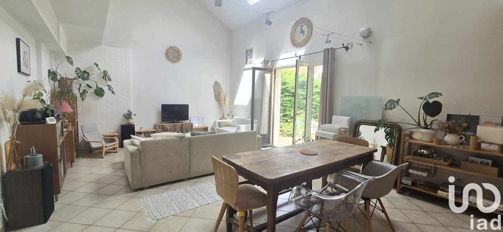 Achat maison à vendre 6 chambres 143 m² - Saint-Jean-de-Braye