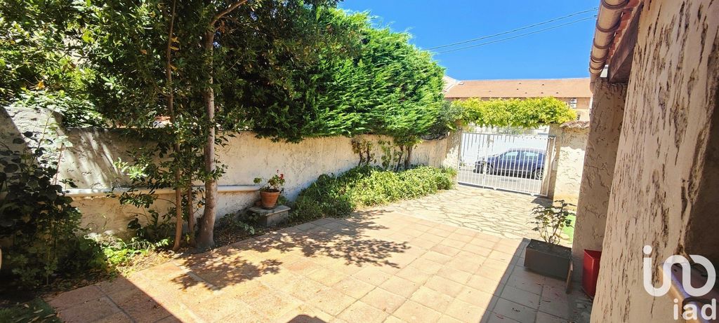 Achat maison à vendre 3 chambres 184 m² - Marseille 9ème arrondissement