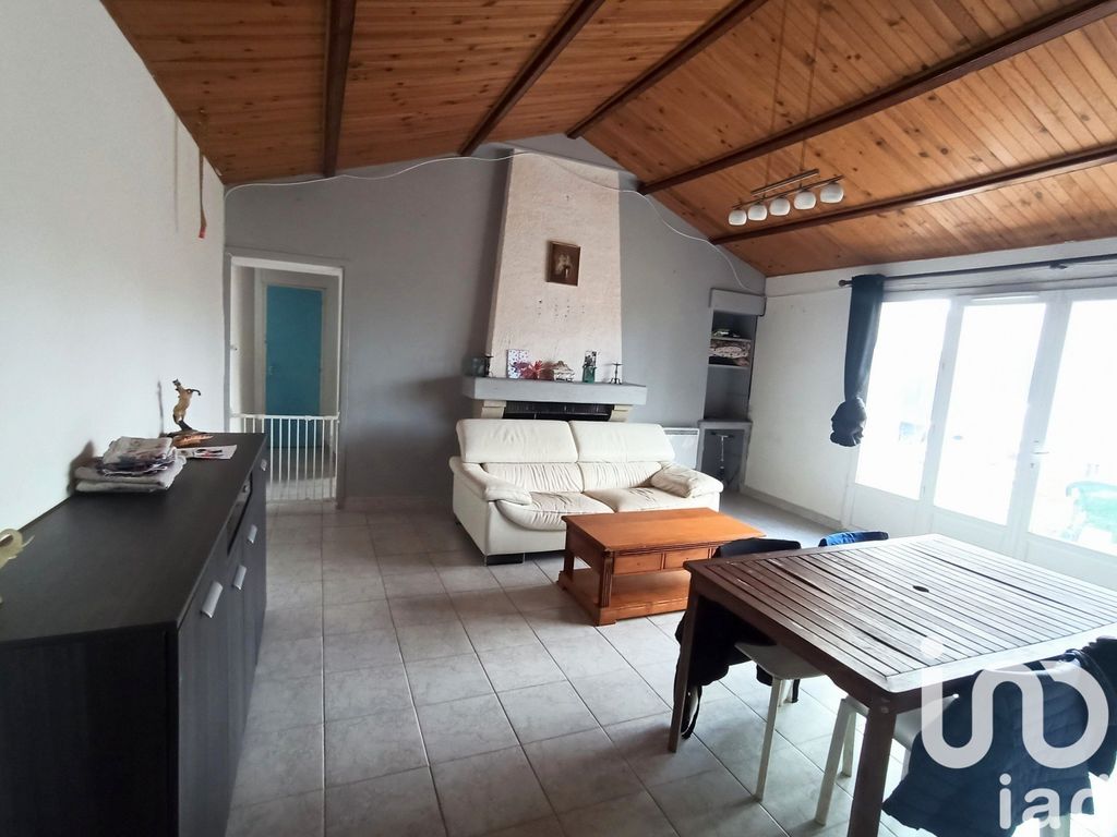 Achat maison à vendre 5 chambres 180 m² - Saint-Benoist-sur-Mer