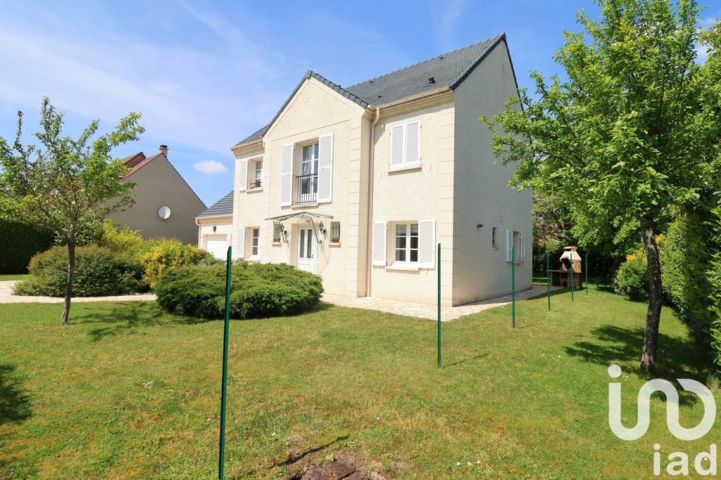 Achat maison à vendre 5 chambres 166 m² - Saint-Rémy-lès-Chevreuse