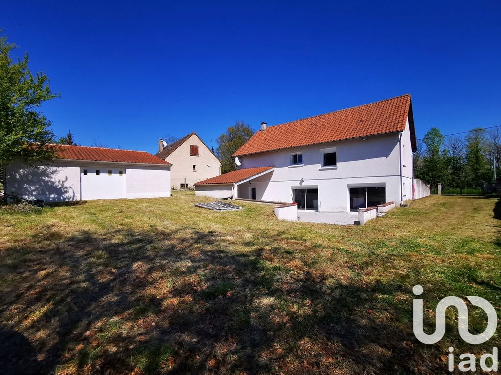 Achat maison à vendre 5 chambres 169 m² - Coussay-les-Bois