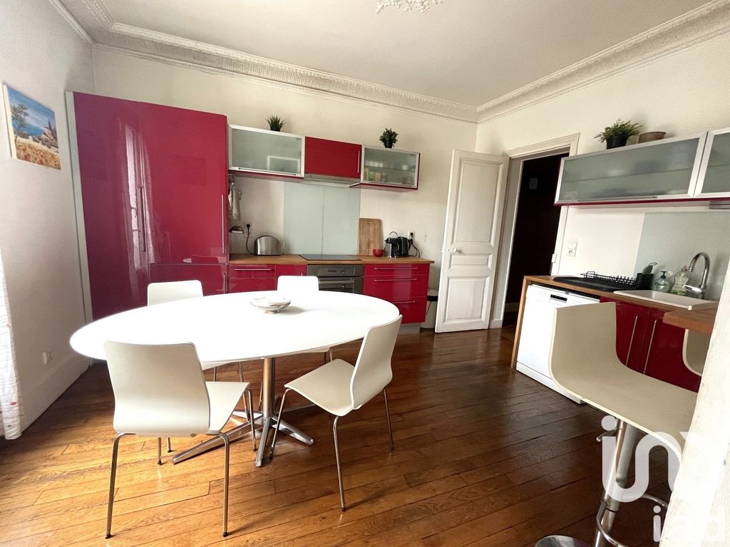 Achat appartement à vendre 2 pièces 51 m² - Courbevoie