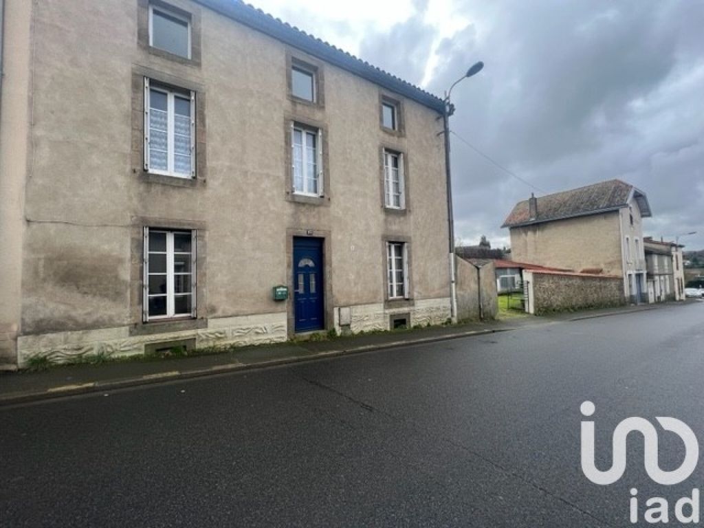 Achat maison à vendre 5 chambres 151 m² - Bressuire