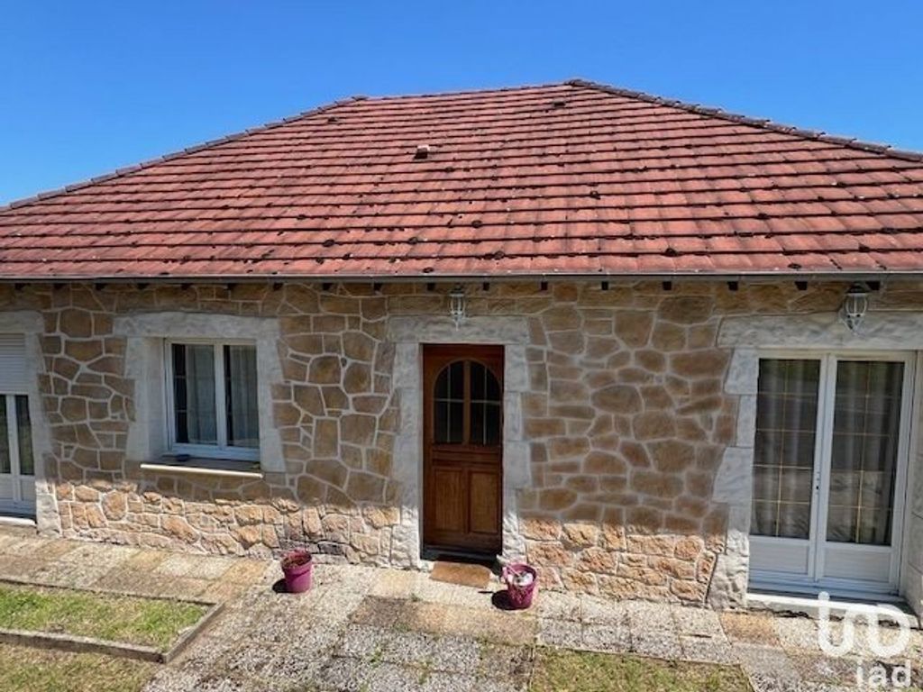 Achat maison à vendre 3 chambres 119 m² - Ussac