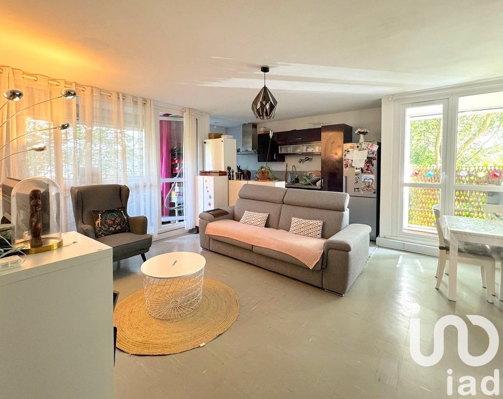 Achat appartement à vendre 2 pièces 51 m² - Les Ulis