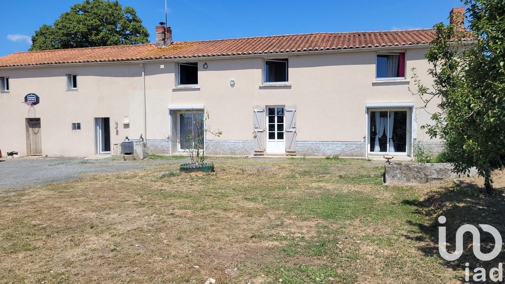 Achat maison à vendre 3 chambres 204 m² - Mouzeuil-Saint-Martin