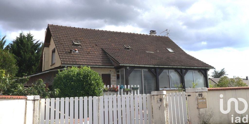 Achat maison à vendre 5 chambres 150 m² - Châlette-sur-Loing