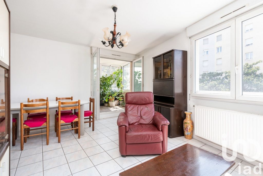 Achat appartement à vendre 4 pièces 82 m² - Villeurbanne