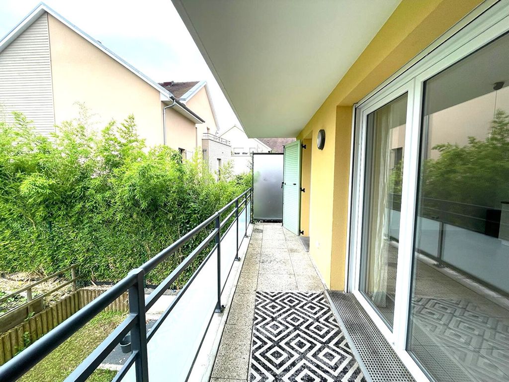 Achat appartement à vendre 4 pièces 82 m² - Ferrières-en-Brie