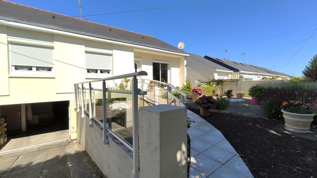 Achat maison à vendre 3 chambres 83 m² - Doué-en-Anjou