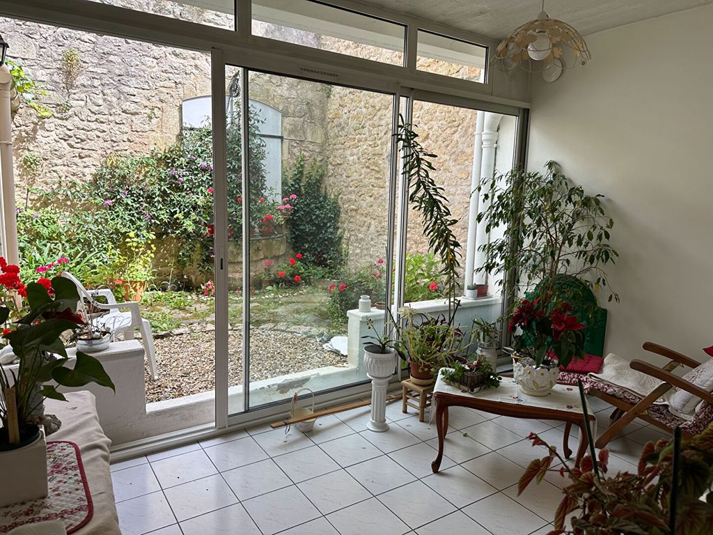 Achat maison à vendre 1 chambre 91 m² - Rochefort