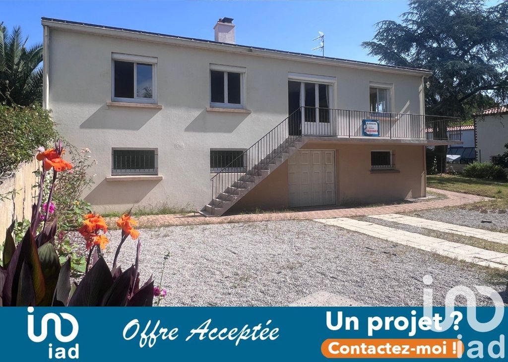 Achat maison à vendre 4 chambres 95 m² - Aubigny-les-Clouzeaux