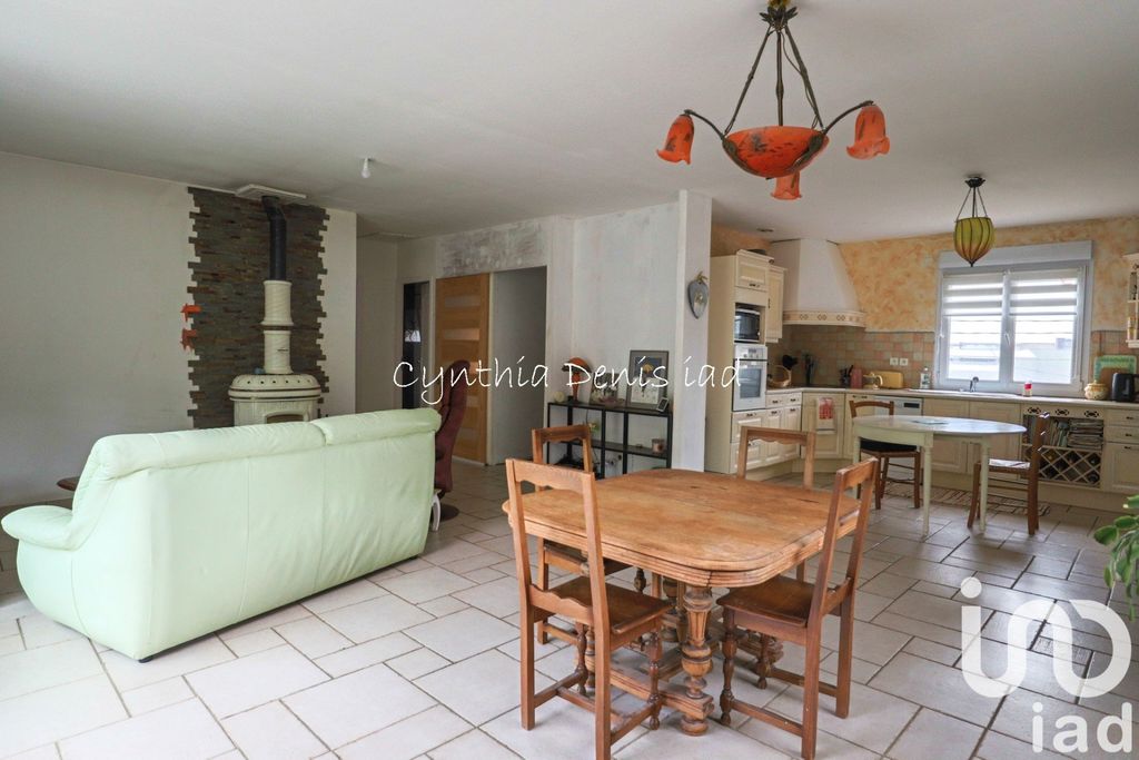 Achat maison à vendre 4 chambres 145 m² - Neuves-Maisons