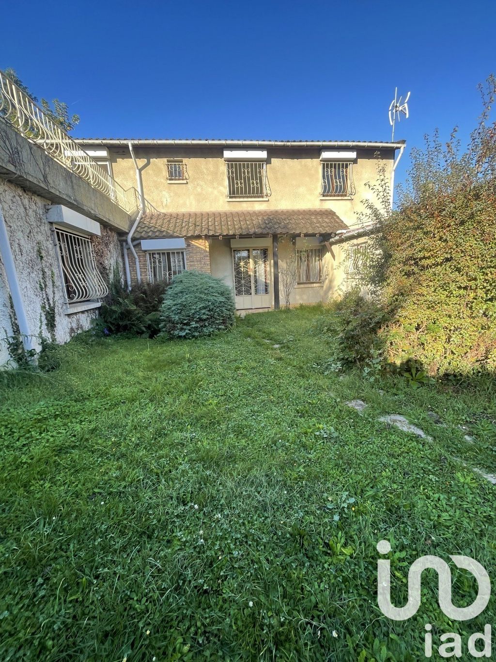 Achat maison à vendre 3 chambres 104 m² - Villeneuve-le-Roi