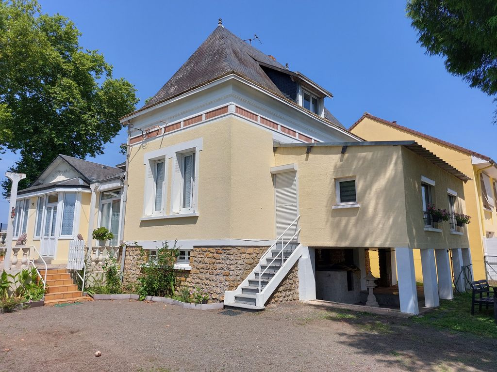 Achat maison à vendre 3 chambres 167 m² - La Flèche