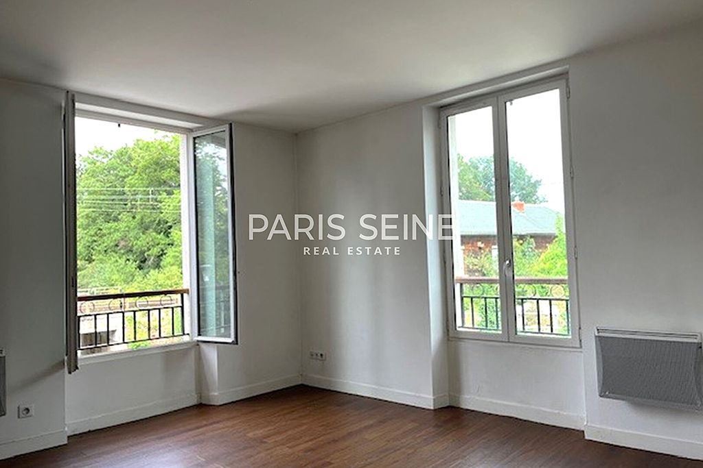 Achat studio à vendre 23 m² - Bois-le-Roi