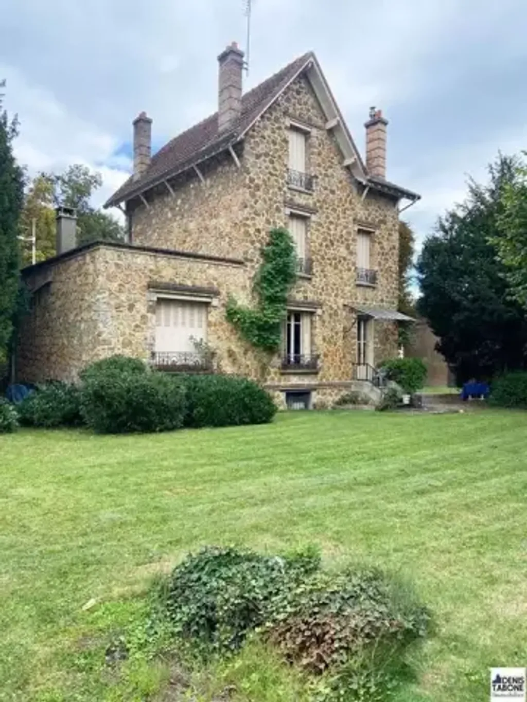 Achat maison à vendre 5 chambres 166 m² - Le Plessis-Bouchard