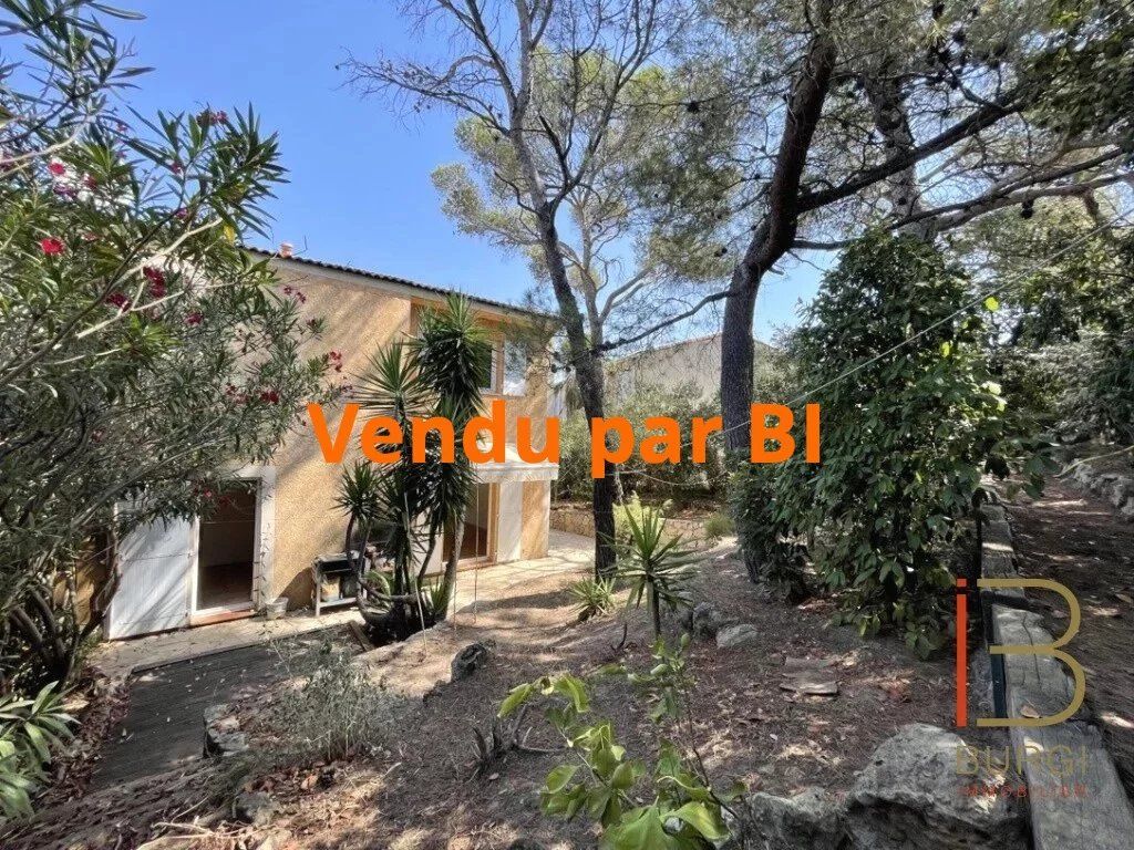 Achat maison à vendre 3 chambres 90 m² - Saint-Raphaël