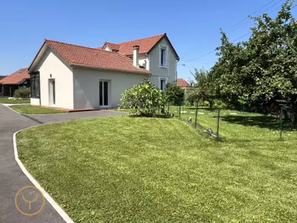 Achat maison à vendre 4 chambres 306 m² - Sainte-Savine